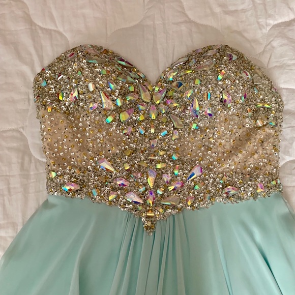 Beautiful strapless jewel detail gown - Picture 1 of 5